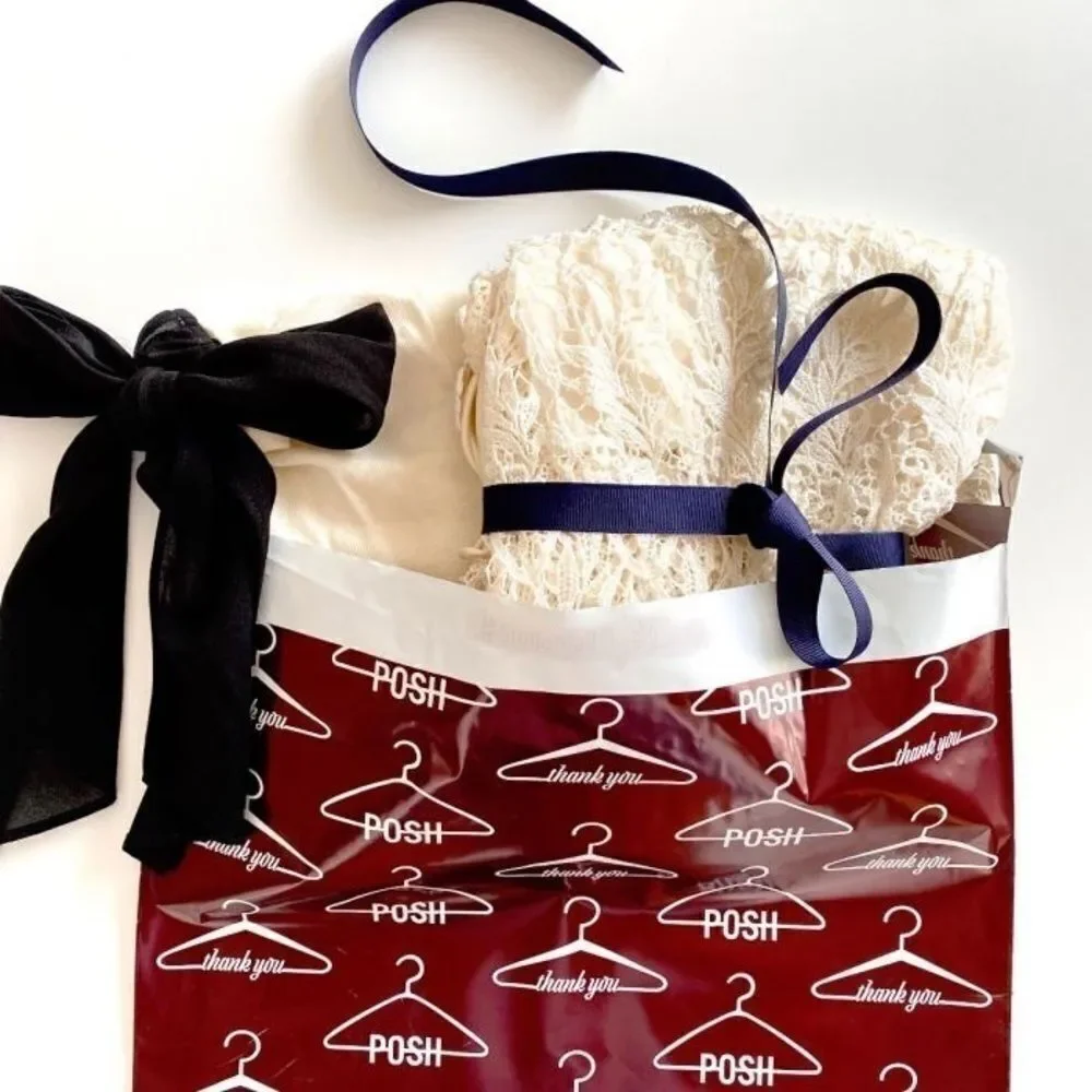 20- 10x13 Posh Hanger Poly Mailers